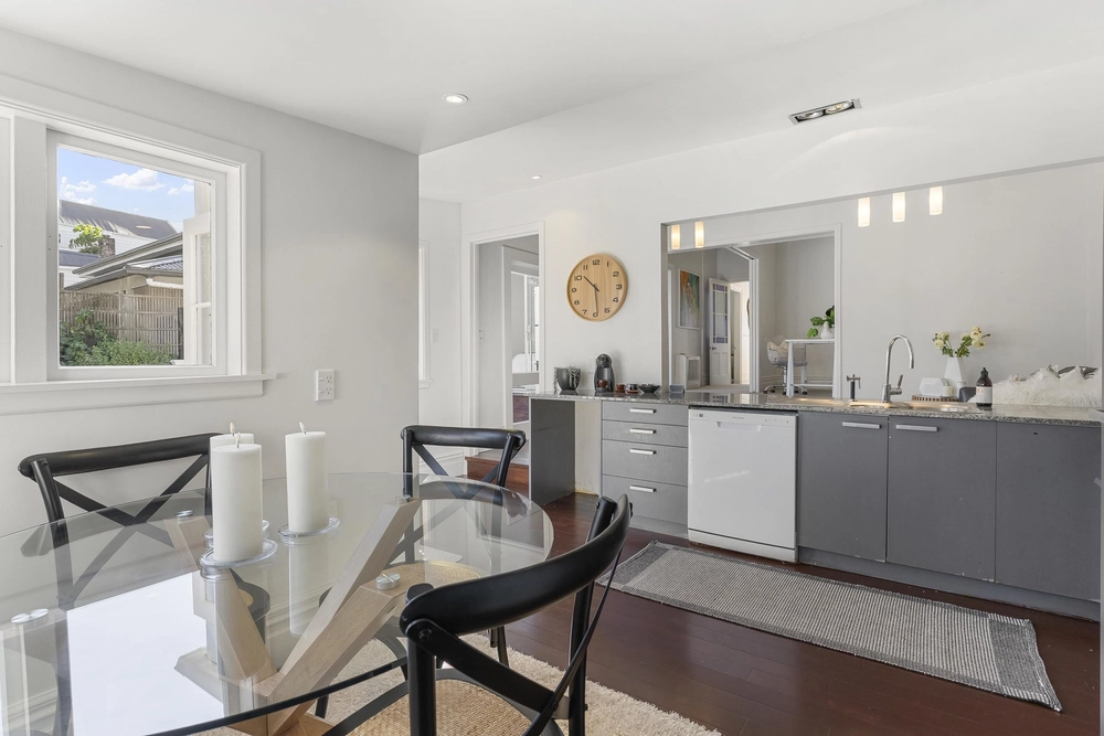 Photos of 103 Brighton Road