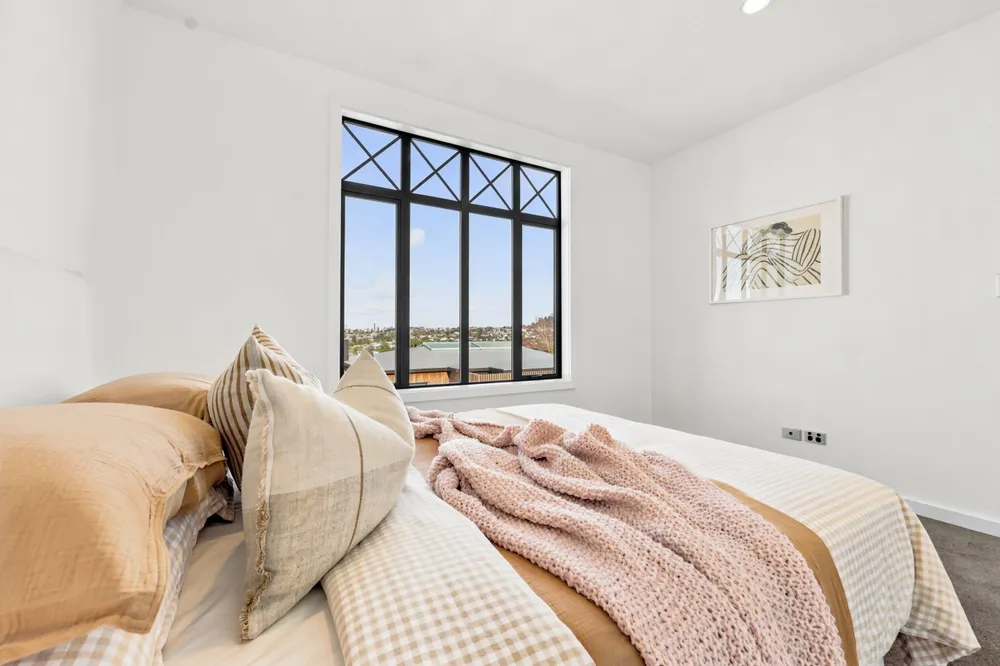 Photos of 39B St Stephens Avenue