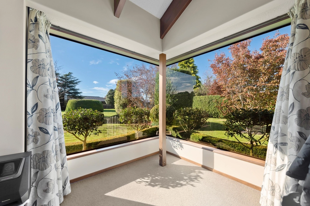 Photos of 3 Raeburn Place