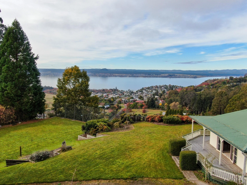 Photos of 65 Te Moenga Park