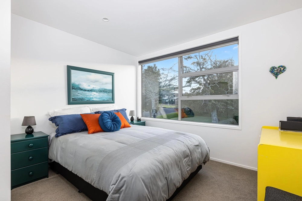 Photos of 202 Vipond Road