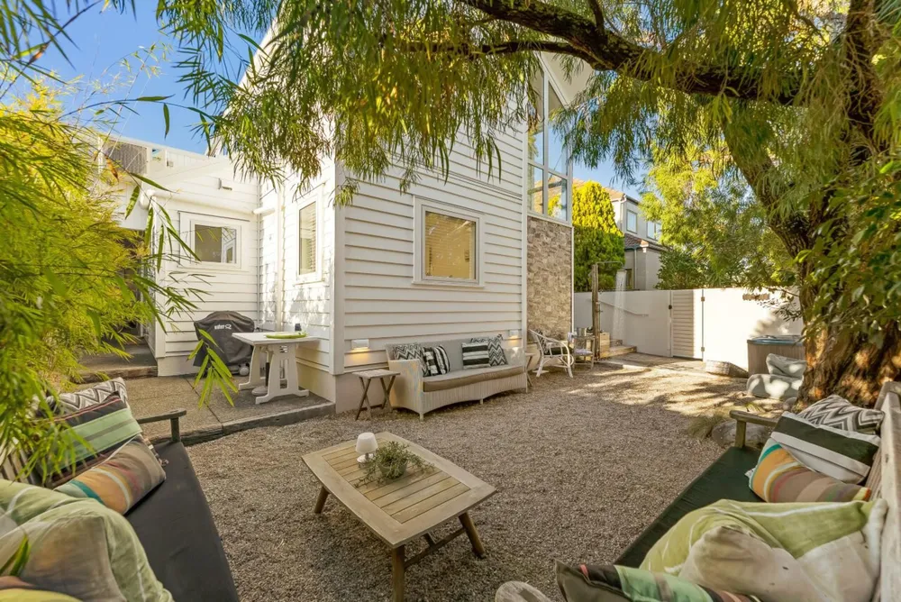 Photos of 75D Oceanbeach Road