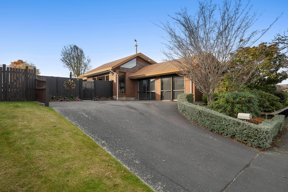 Photos of 212 Maidstone Road