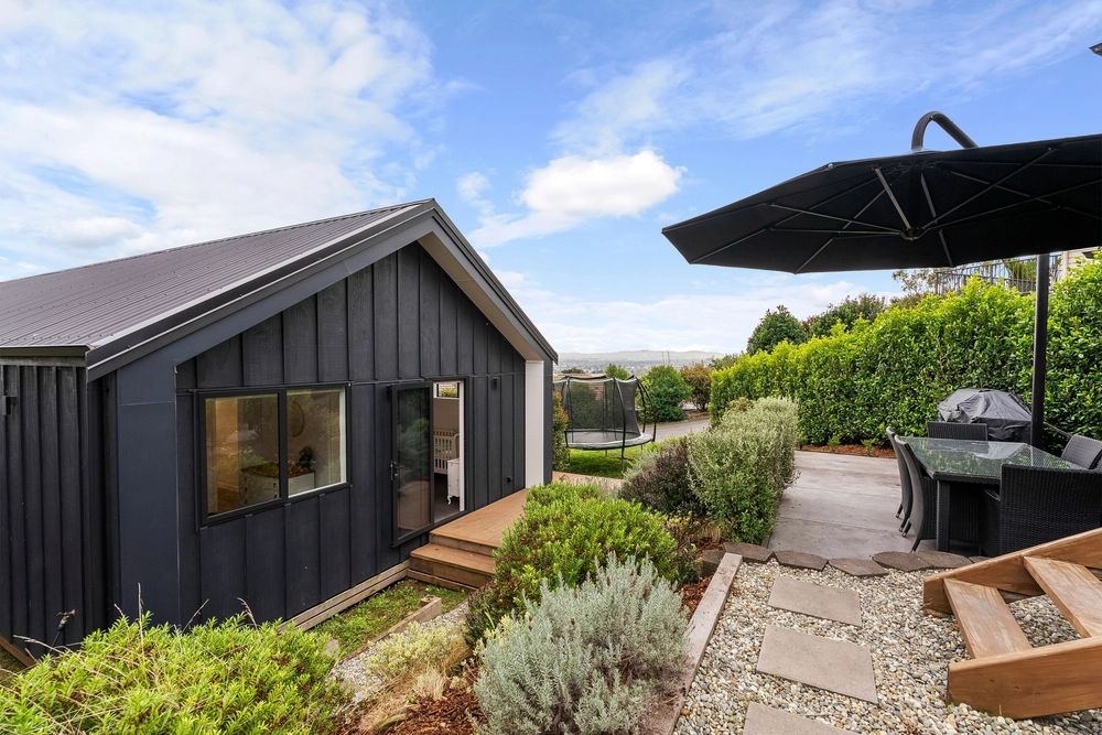 Photos of 32B Red Hill Road