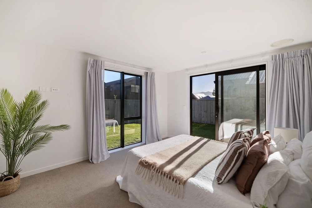 Photos of 8 Bale Road, Hanley's Farm
