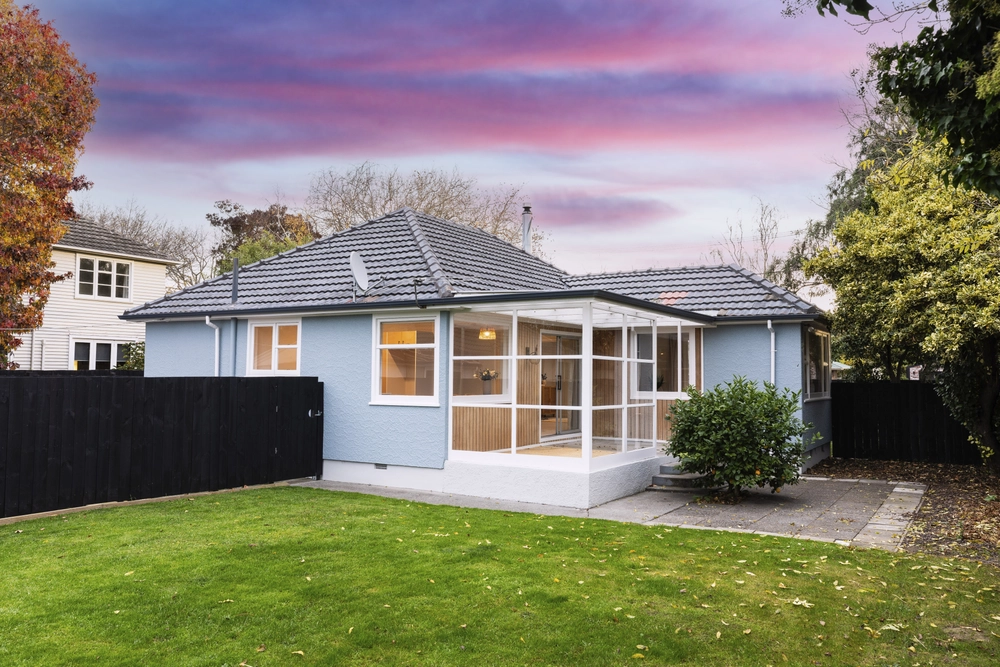 Photos of 36 Eveleyn Couzins Avenue