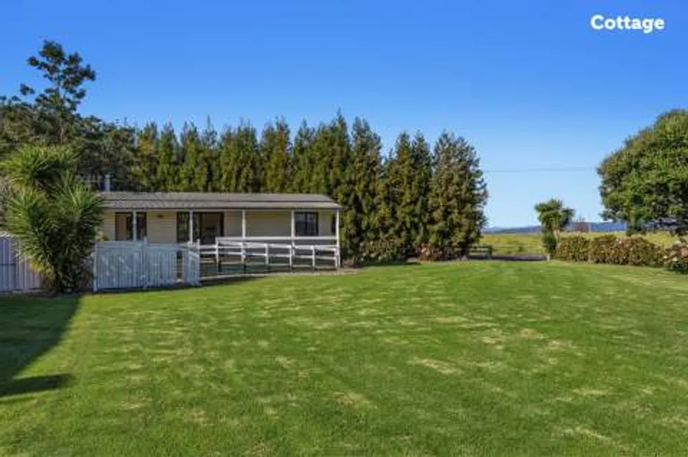 Photos of 9 Moore Road