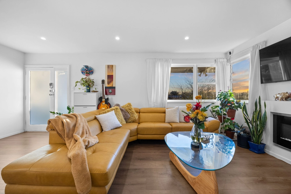 Photos of 75 Penrose Road