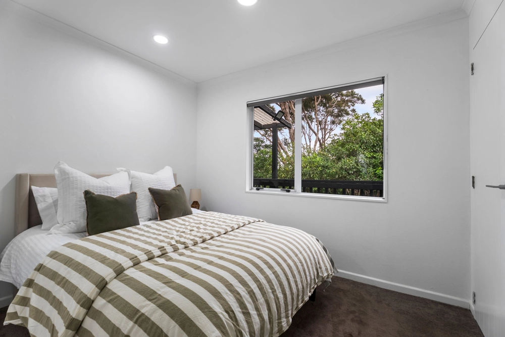 Photos of 33 Brooke Road