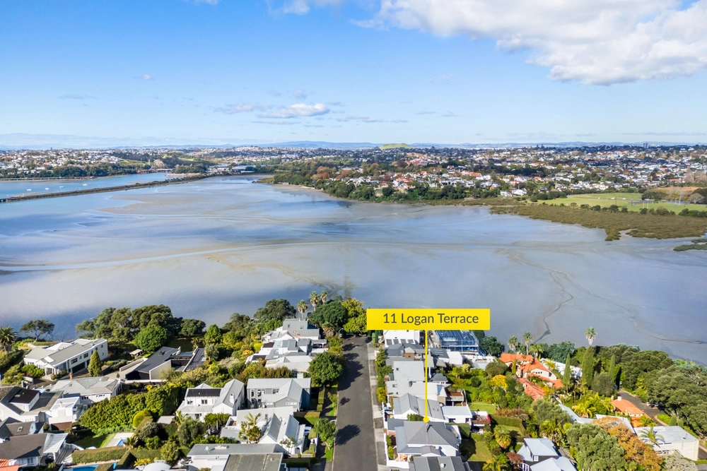 Photos of 11 Logan Terrace