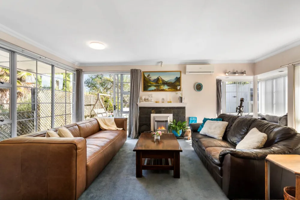 Photos of 33 Penney Avenue