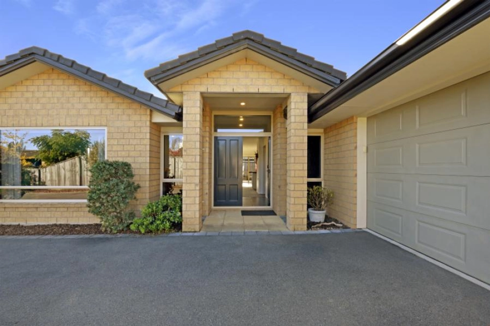 Photos of 3 Newman Avenue