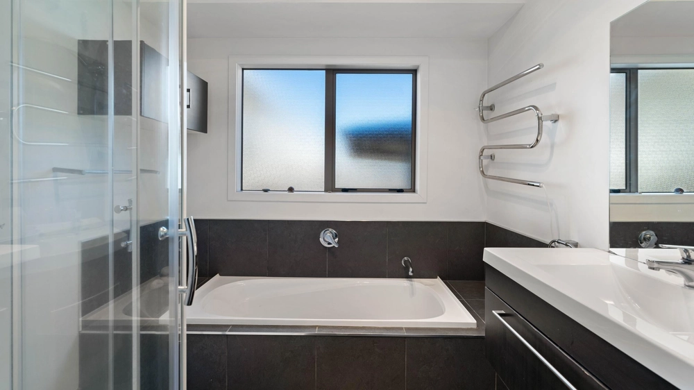 Photos of 1522 Kaiaua Road