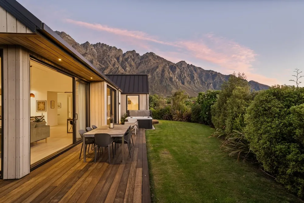 Photos of 1 Torridon Court
