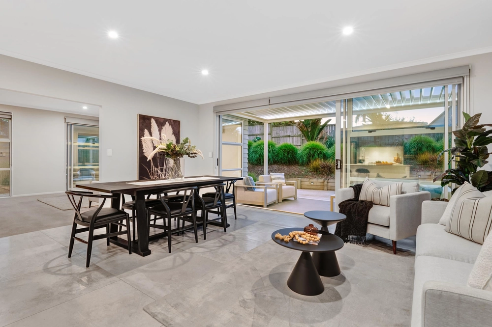 Photos of 26 Kukuwai Avenue