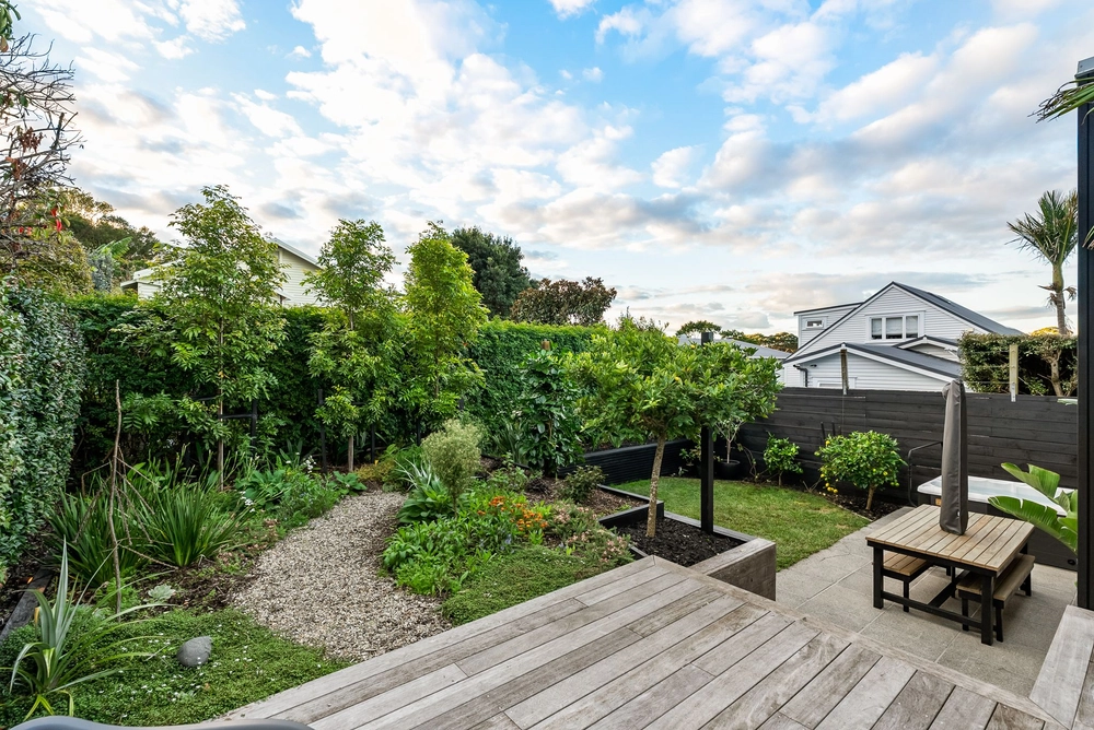 Photos of 46 Cumberland Avenue