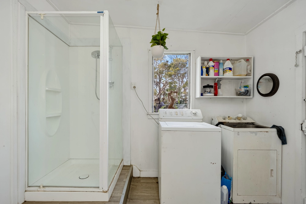 Photos of 70 Biddle Road