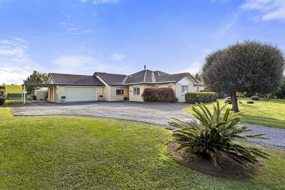 Photos of 46 Glen Ida Way