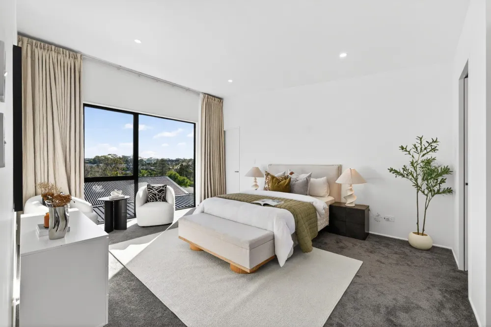 Photos of 39B Waiatarua Road
