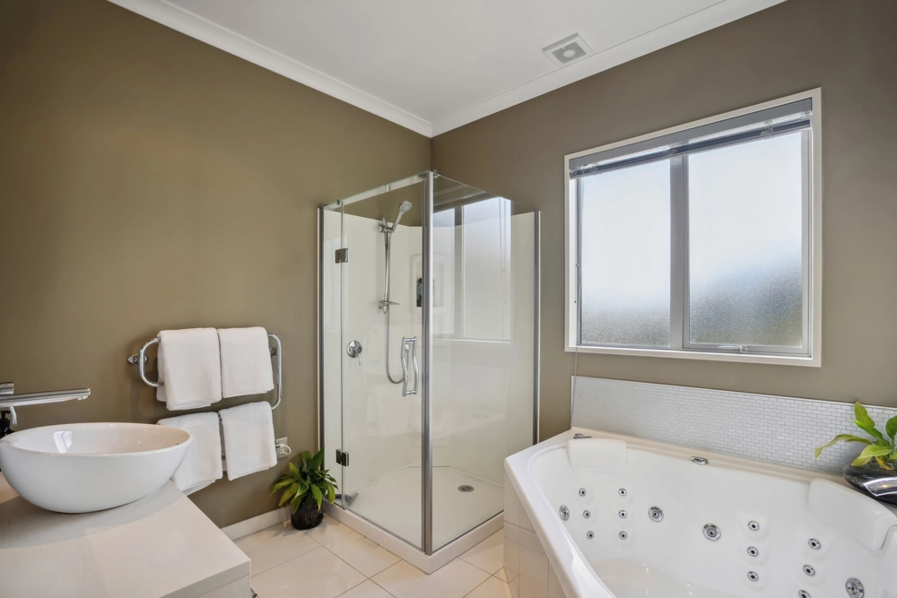 Photos of 1153 Aubrey Road