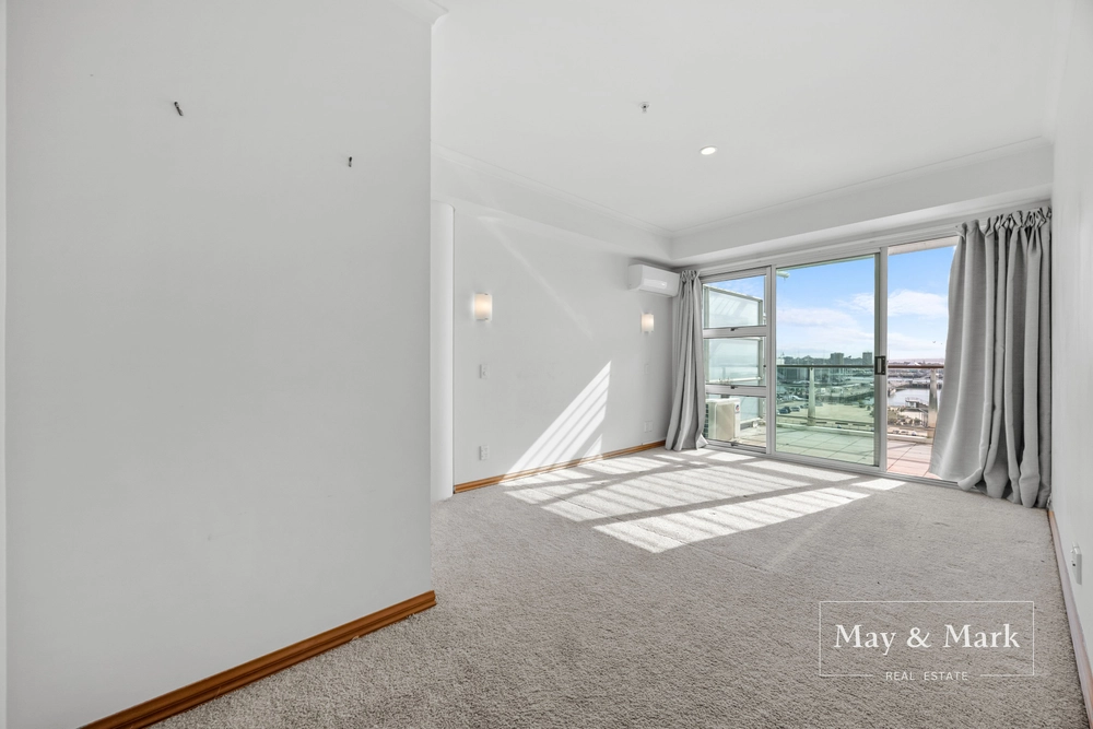 Photos of 145 Quay Street