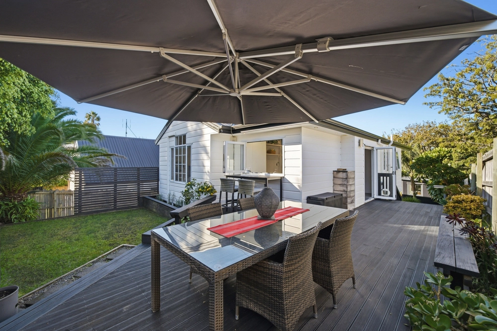 Photos of 53C Howe Street