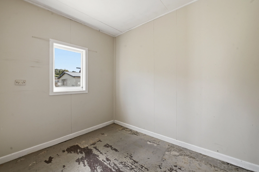 Photos of 8 Benn Road