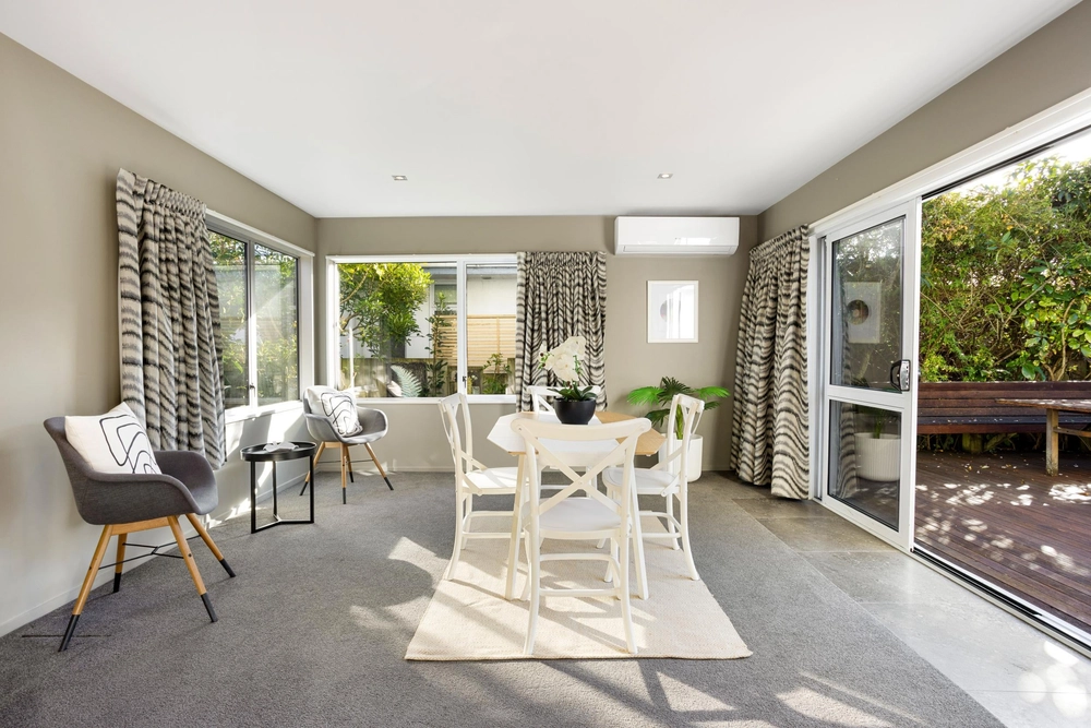 Photos of 6 Rosehill Road