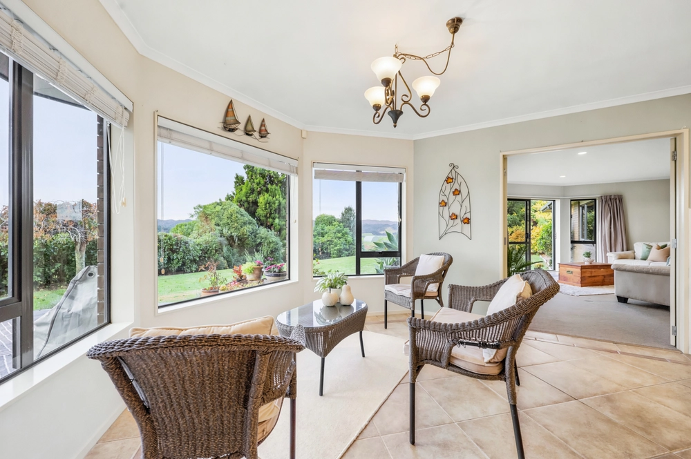 Photos of 94 Sowerby Heights