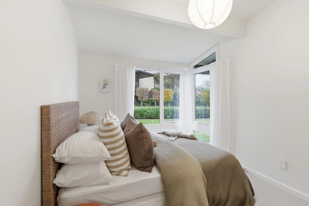 Photos of 21 Gunns Crescent
