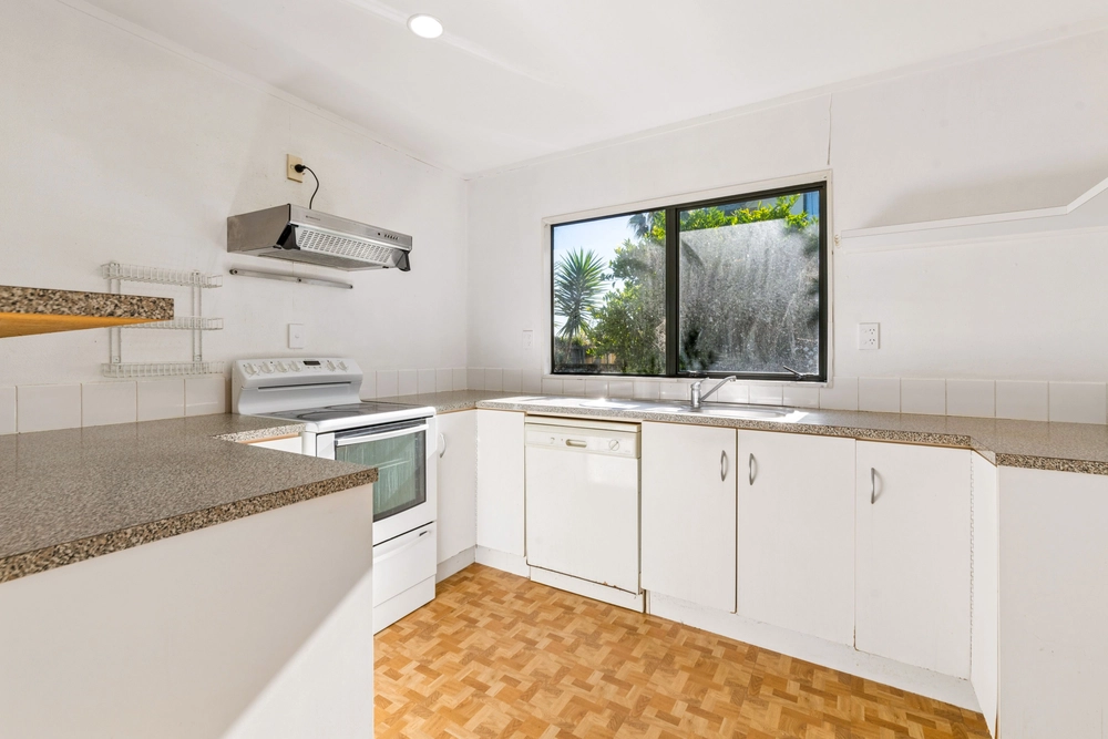 Photos of 67 Burswood Drive