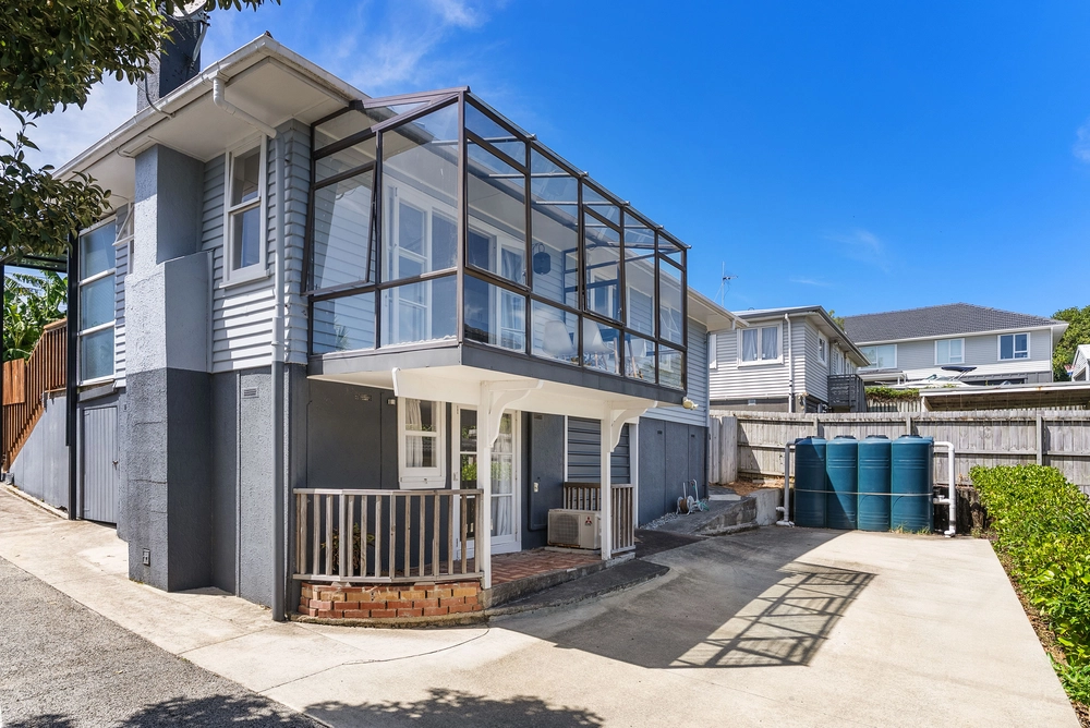 Photos of 8 Gilliam Street
