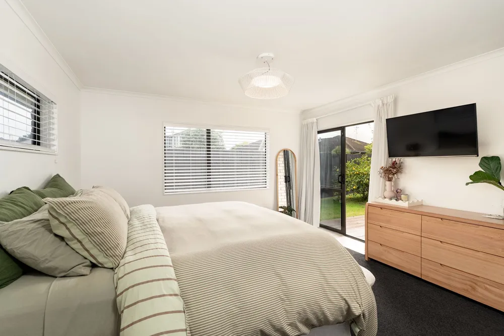 Photos of 34 Aranui Drive