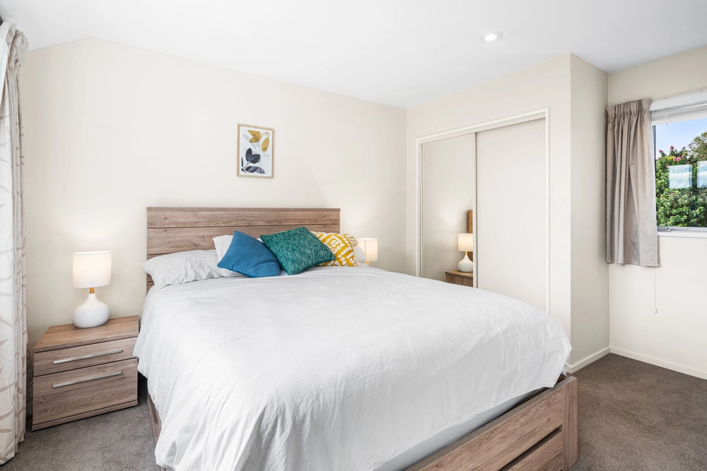 Photos of 372 Yaldhurst Road