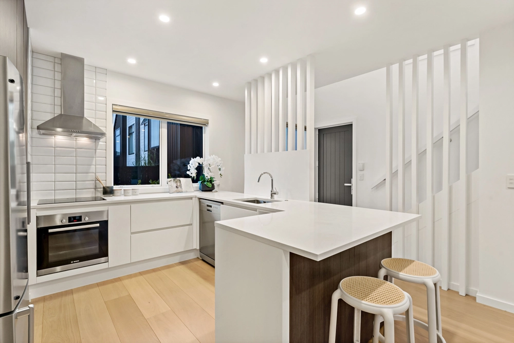 Photos of 17C Holland Avenue