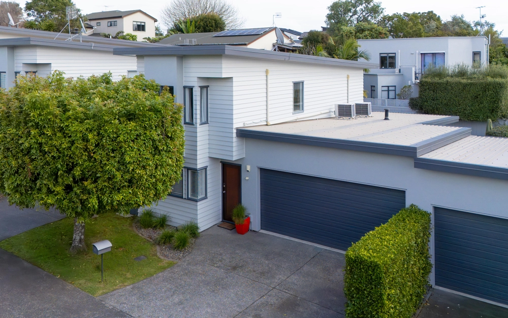 Photos of 19G Vause Street