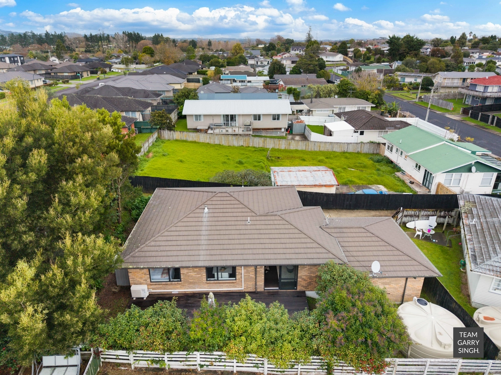 Photos of 44A Greenhaven Avenue