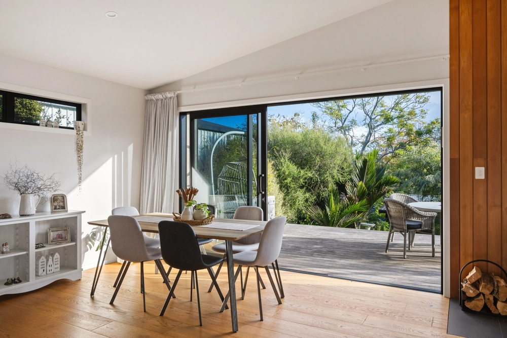 Photos of 5a Kingsley Street