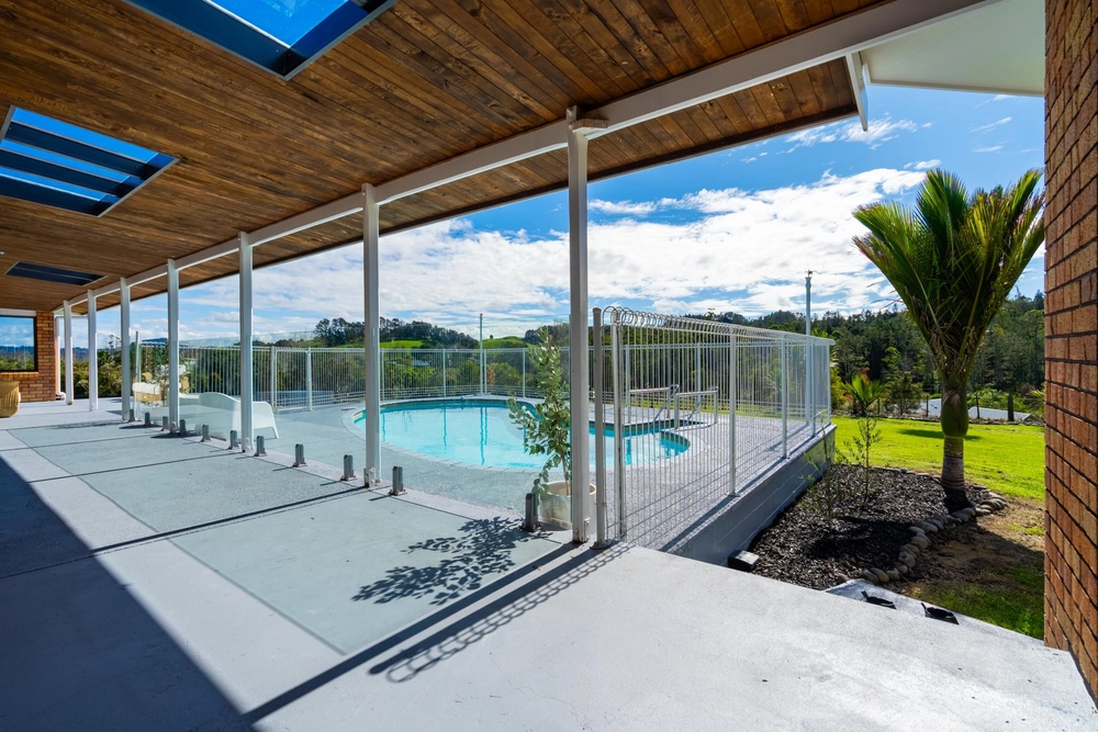 Photos of 382 Whareora Road