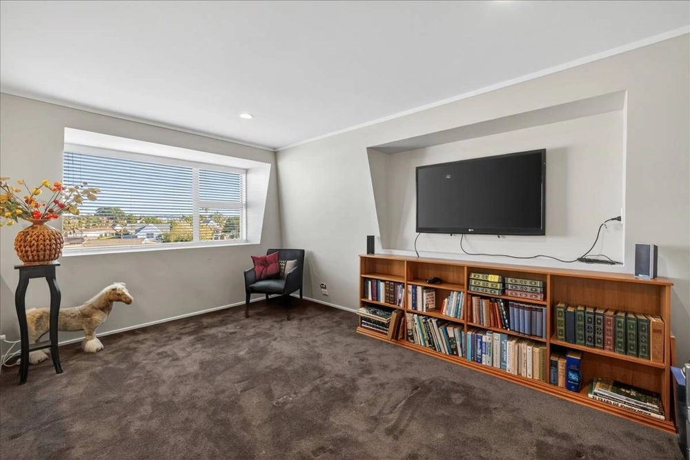 Photos of 62 Tilby Drive