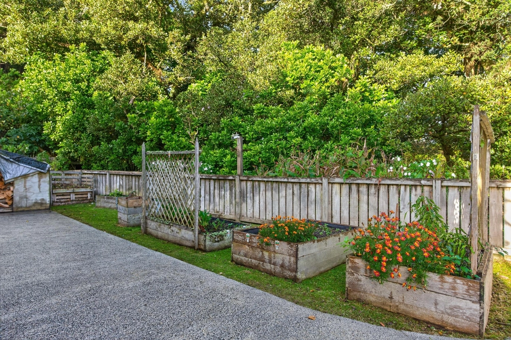 Photos of 16 Rosella Place