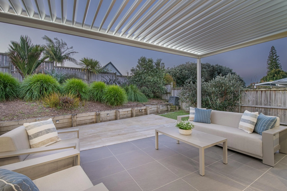 Photos of 26 Kukuwai Avenue