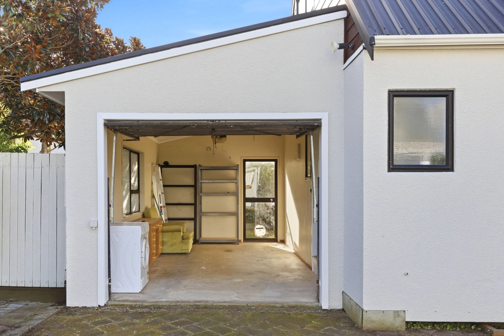 Photos of 111C Selwyn Street