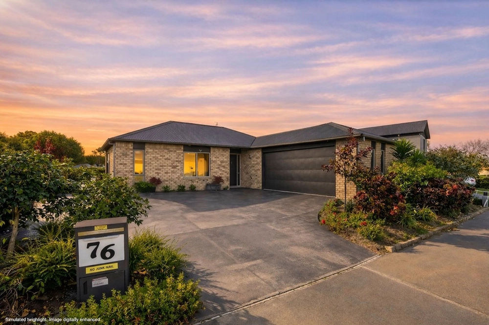 Photo of 76 Fairway Drive, Shirley