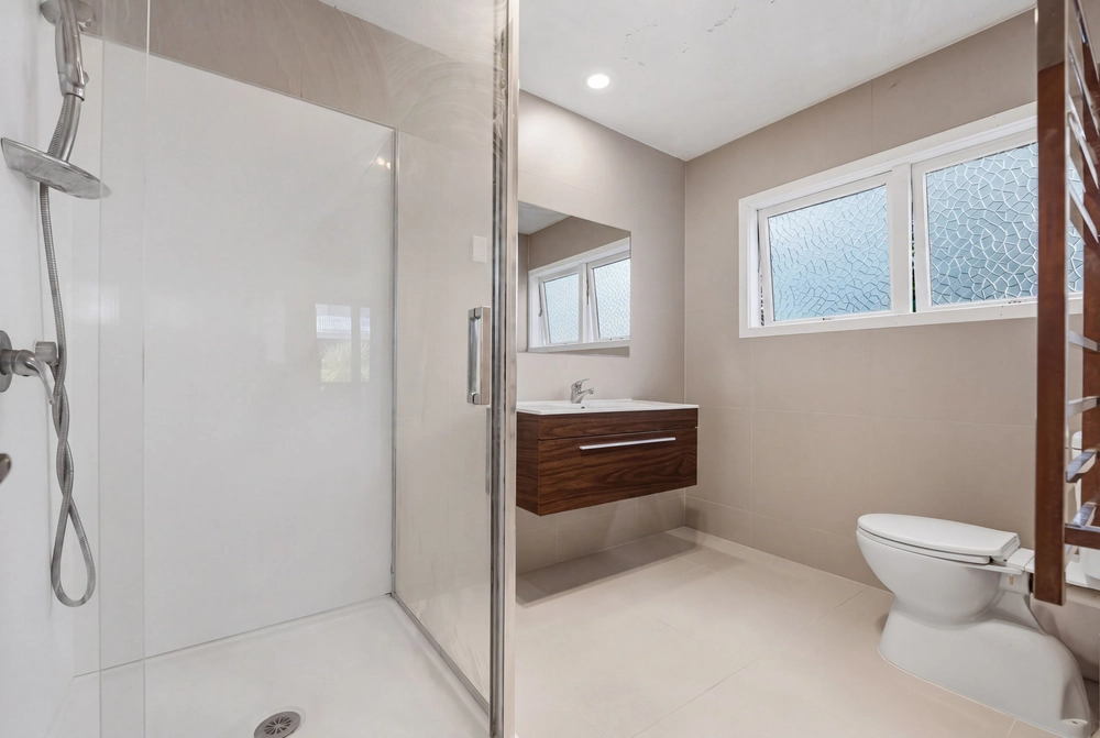 Photos of 148 Astley Avenue