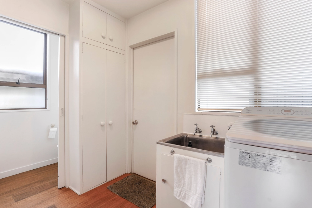 Photos of 47 Pitcairn Crescent