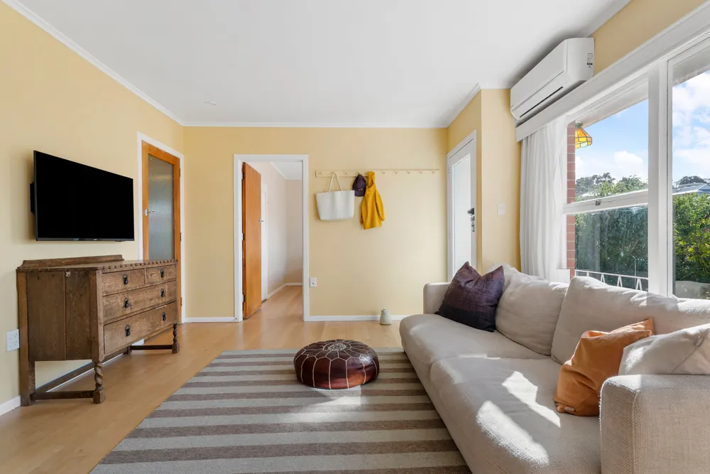 Photos of 2/4 Penzance Road