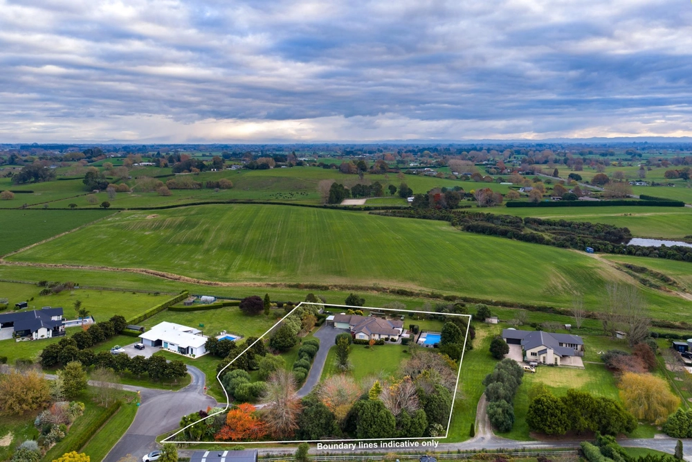 Photos of 46 Glen Ida Way