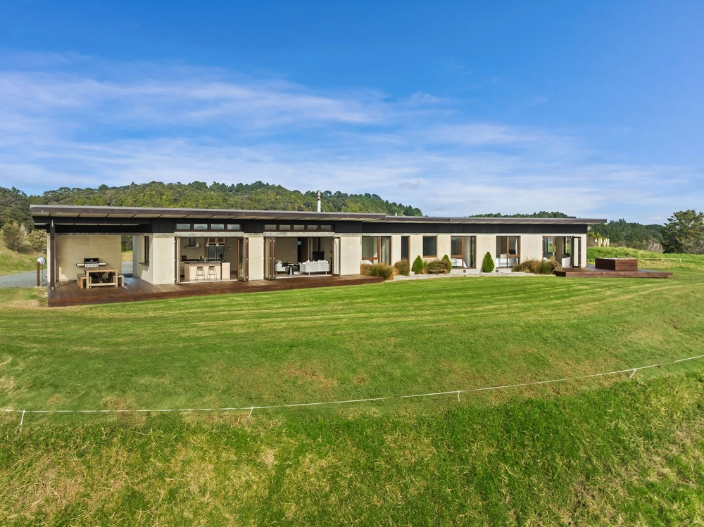 Photos of 157 McAlister Road