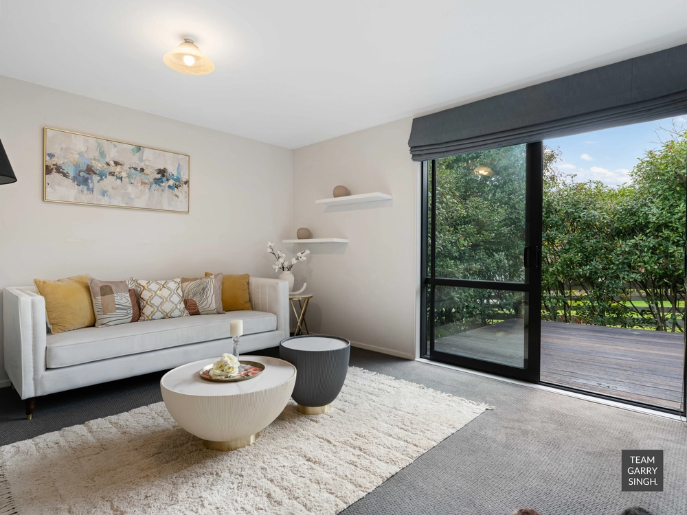 Photos of 44A Greenhaven Avenue